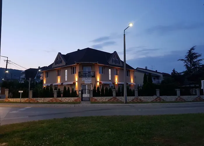 Sunrise Apartmanház